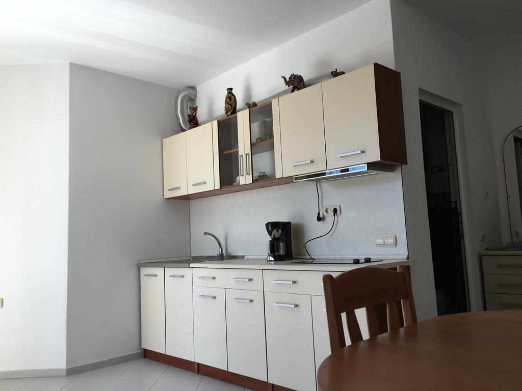 Adonai Apartments Nesebar Esterno foto