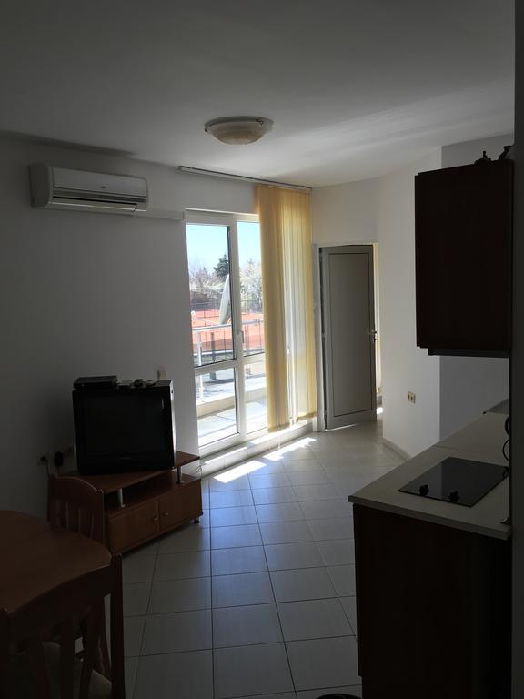 Adonai Apartments Nesebar Esterno foto