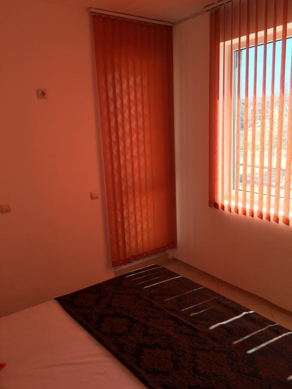 Adonai Apartments Nesebar Esterno foto